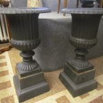 713 2555 GARDEN URNS